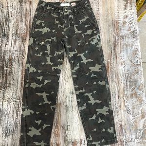 Anthropologie The Wanderer Pant in Camo, 26